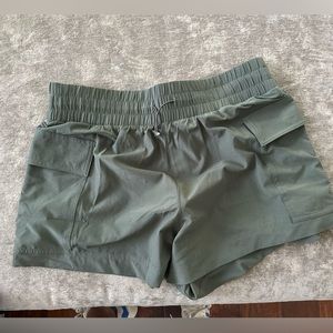 Abercrombie gym shorts - never worn
